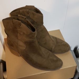 Western Style Boot